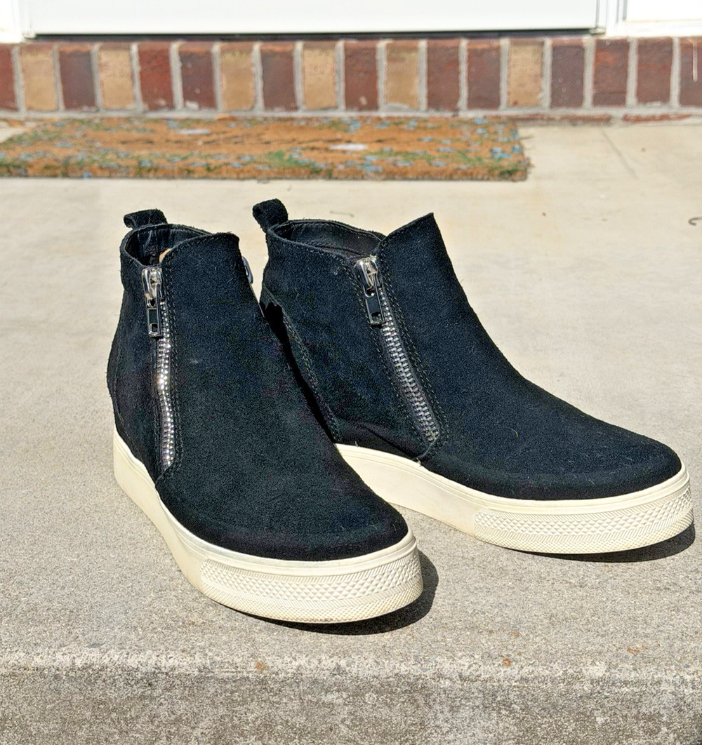 Madden Girl Steve Madden Piperr Wedgie Sneaker Bootie Black Suede Size 9 Zip